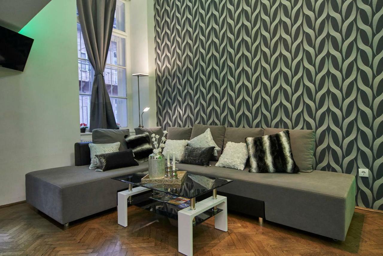 Feel Different Apartment Будапеща Екстериор снимка