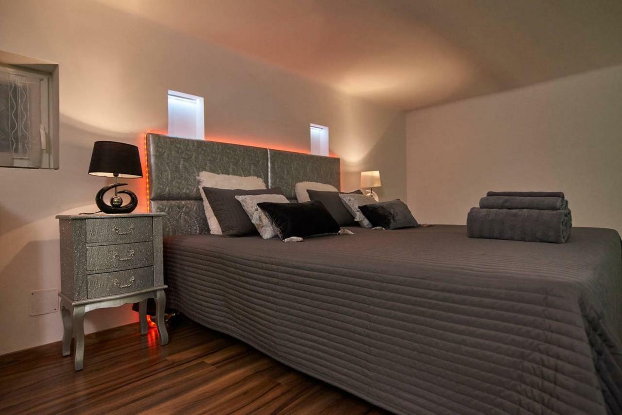 Feel Different Apartment Будапеща Екстериор снимка